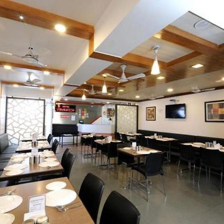 Hotel Vyankatesh & Pure Veg Restaurant Mahābaleshwar Kültér fotó