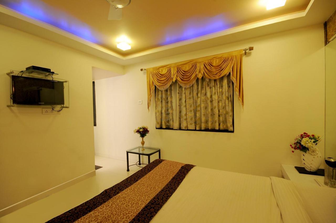 Hotel Vyankatesh & Pure Veg Restaurant Mahābaleshwar Kültér fotó