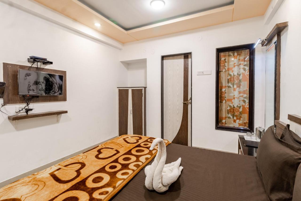 Hotel Vyankatesh & Pure Veg Restaurant Mahābaleshwar Kültér fotó
