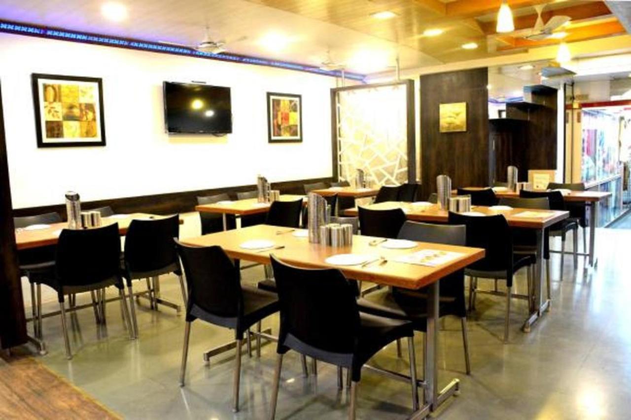 Hotel Vyankatesh & Pure Veg Restaurant Mahābaleshwar Kültér fotó