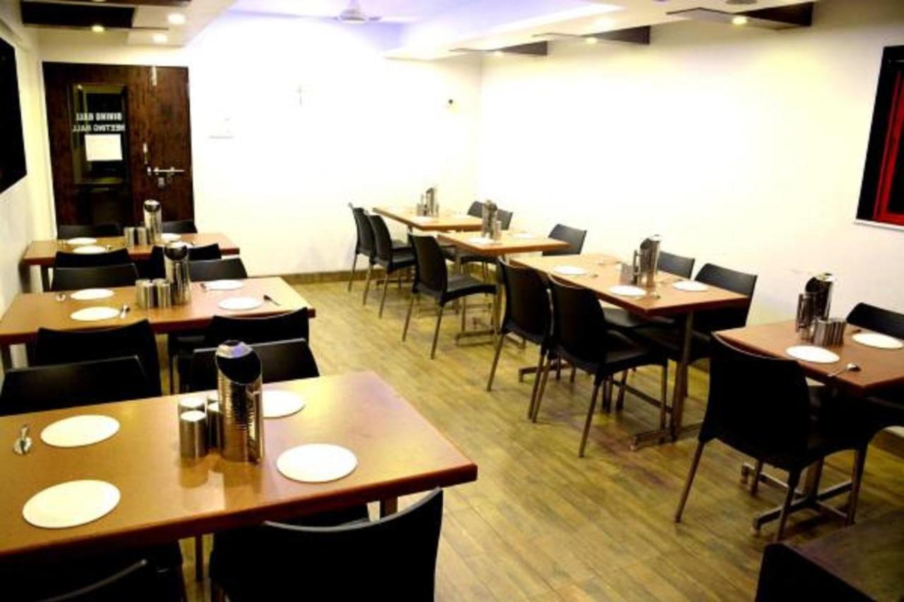 Hotel Vyankatesh & Pure Veg Restaurant Mahābaleshwar Kültér fotó
